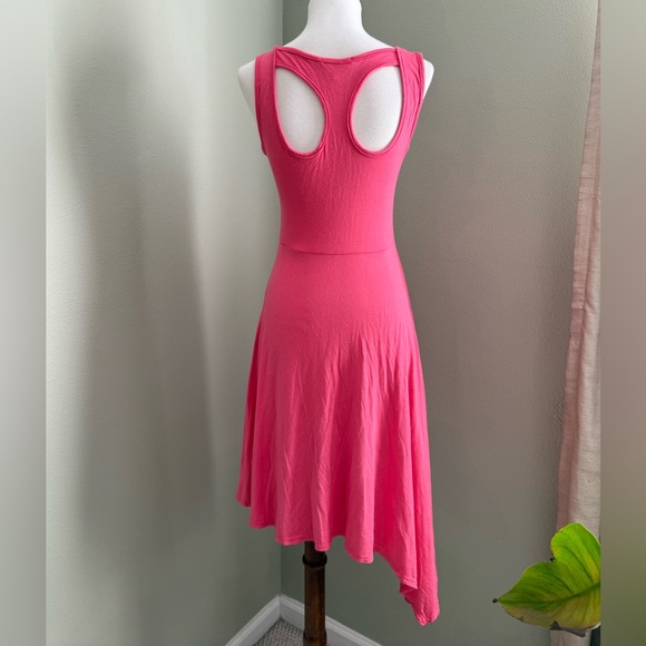 Pink Sleeveless Dress - Picture 3 of 4